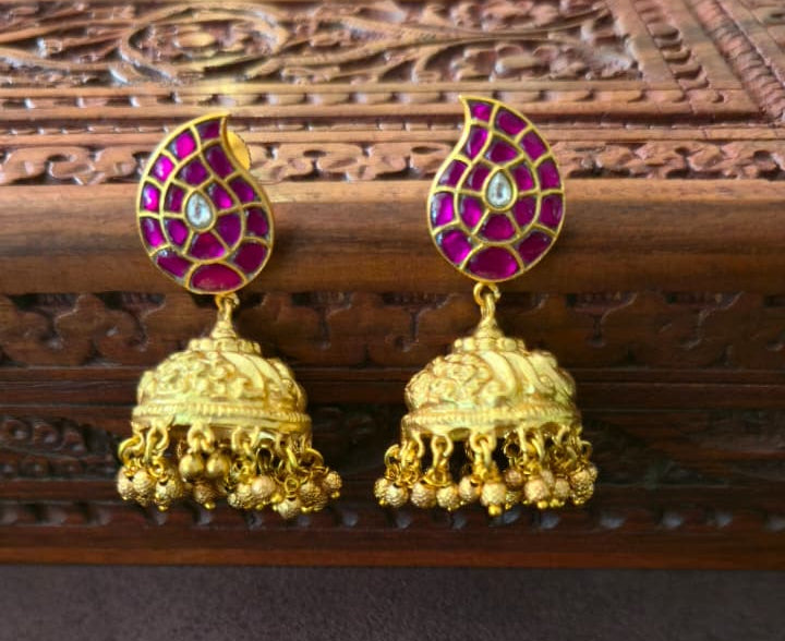 Golden Nakshi Kundan Necklace - SV3132