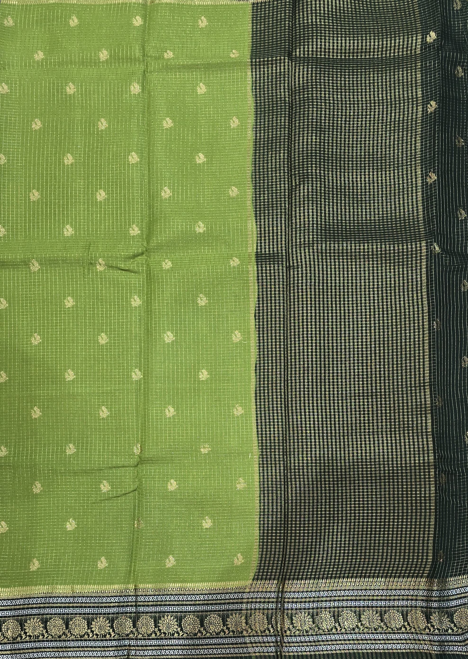 Vintage Checks Sarees - 3189