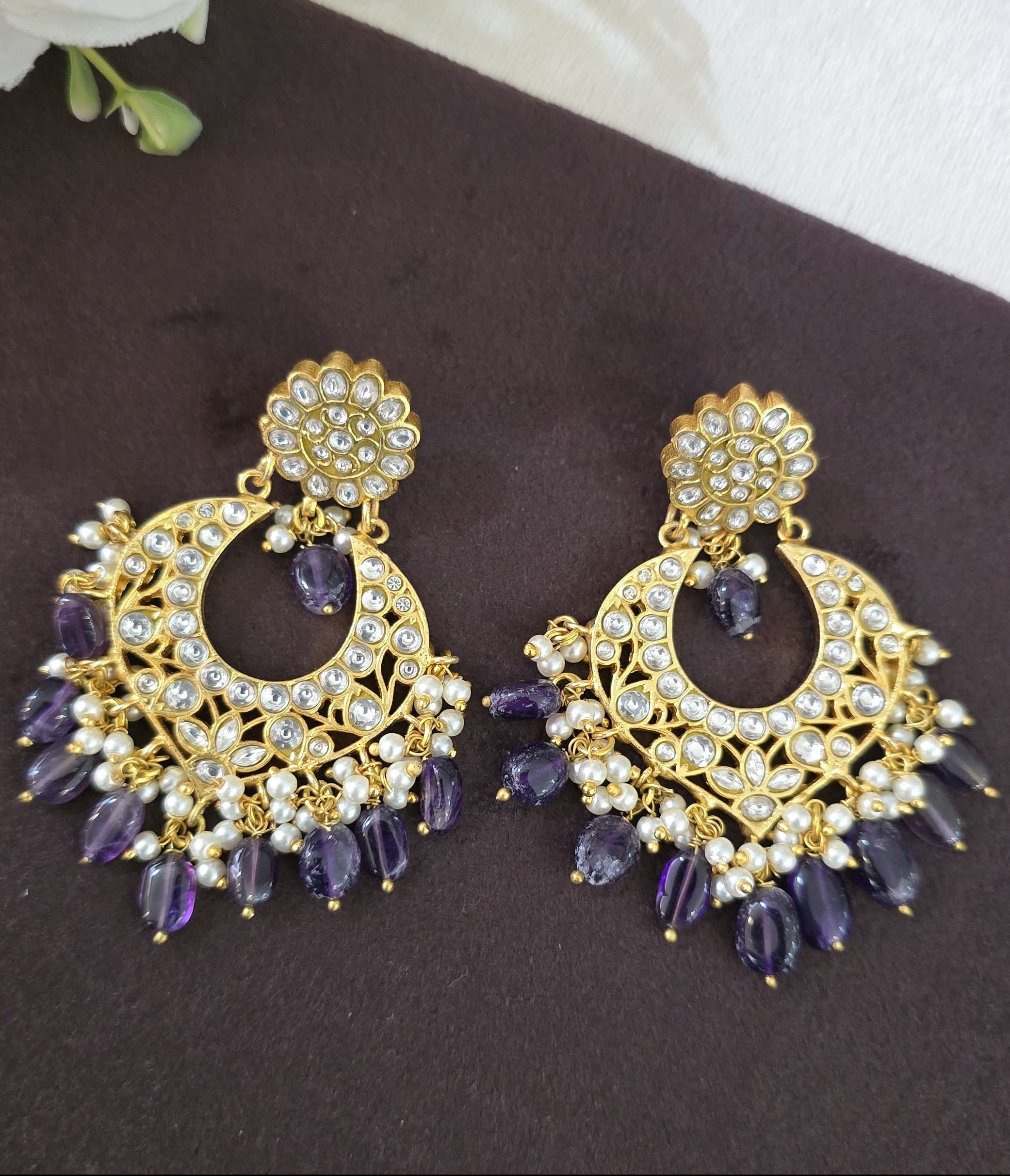 Jadu Kundan Chand bhalli Earings - SV3155